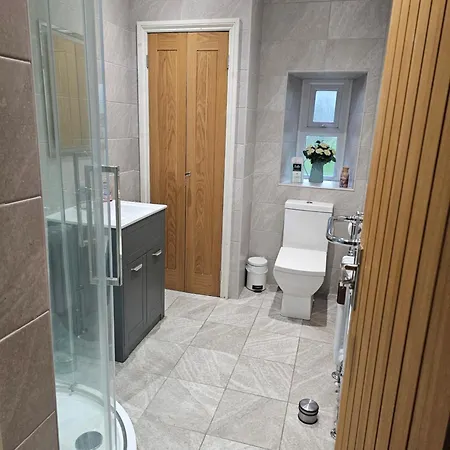 Cae Garw Guest House-2